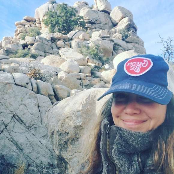 🎩Bookmark my closet ✨ - Picture 2 of 9